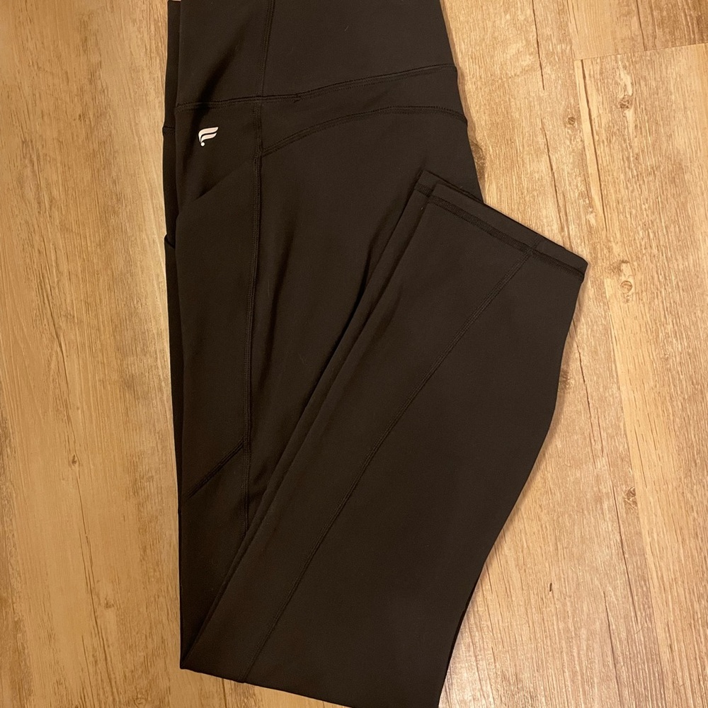 Fabletics Oasis High-Waisted 7/8 Legging
